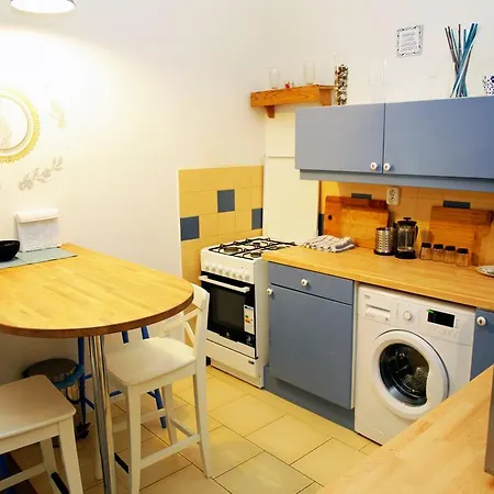 Apartment Krymska 29 Prague